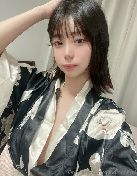 goodnightyui pornstar pretty pic