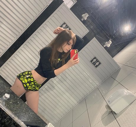 Sayuri Mattar pornstar nudes img