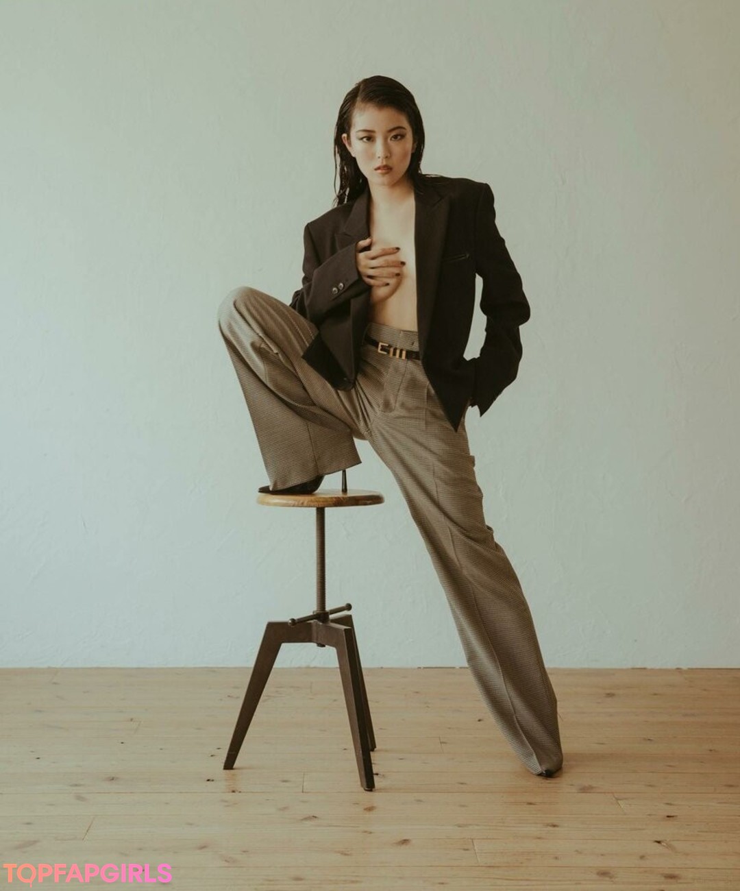 Hina Yoshihara xxx model pictures