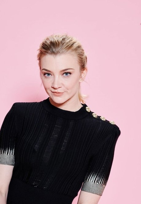 Natalie Dormer naked pornstar pic