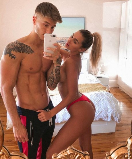 femboy asian onlyfans sexy pic