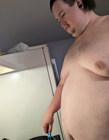 tomsbigtummy star nudes gallery