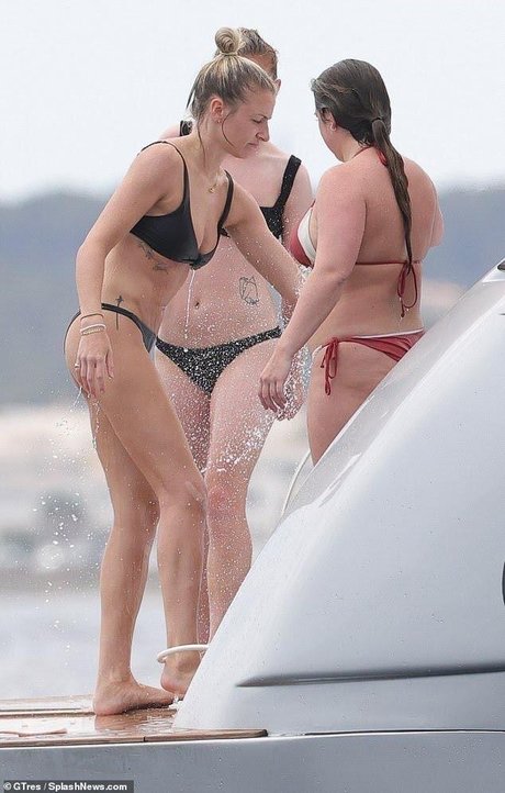 Leah Williamson sex pornstar picture