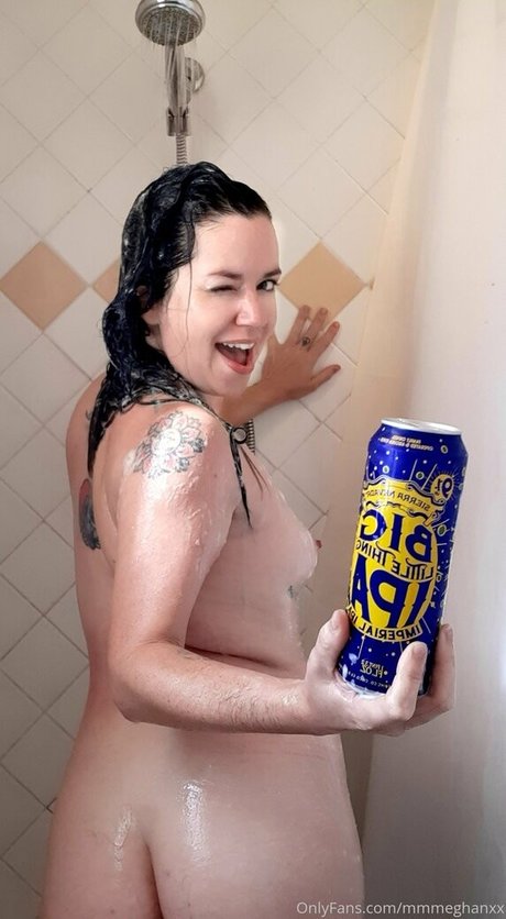 mmmeghanxx art actress pic