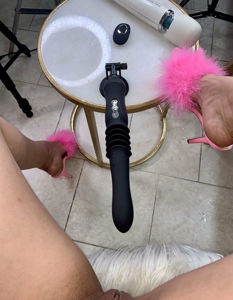 shemale riding onlyfans free galleries