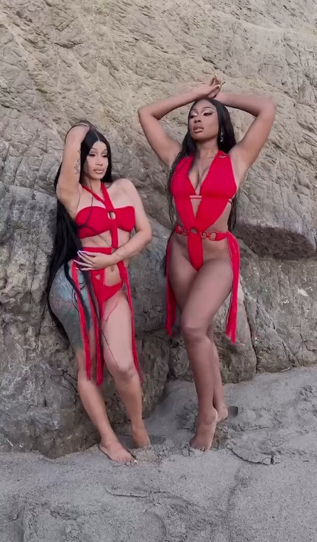 lesbians onlyfans nudes pic