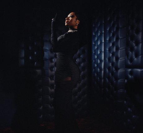 busty onlyfans best photo