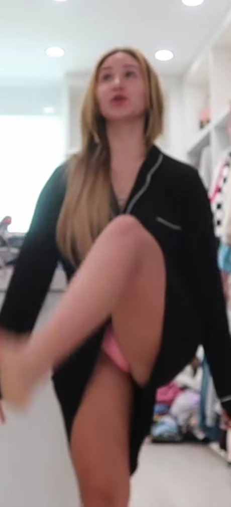 Catherine Mcbroom star pretty picture