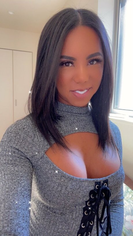 Ts Miran model pornographic photos