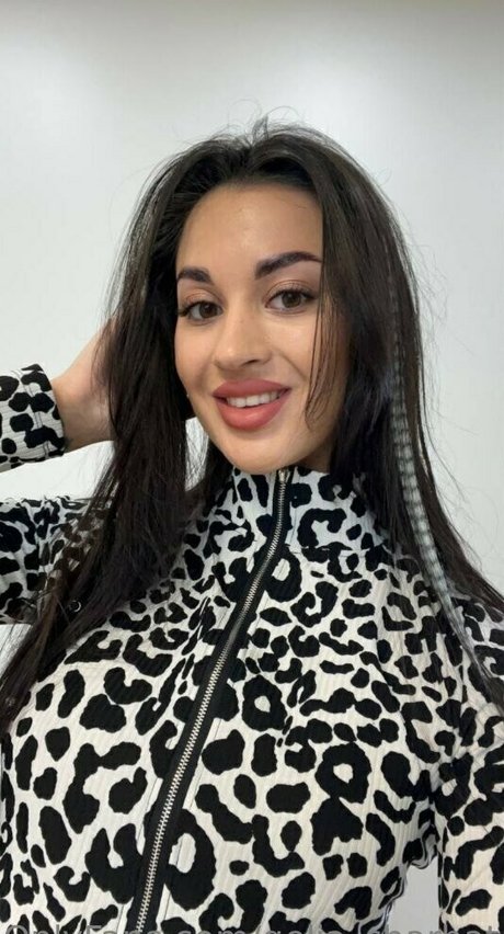 linda pretty sexy model galleries