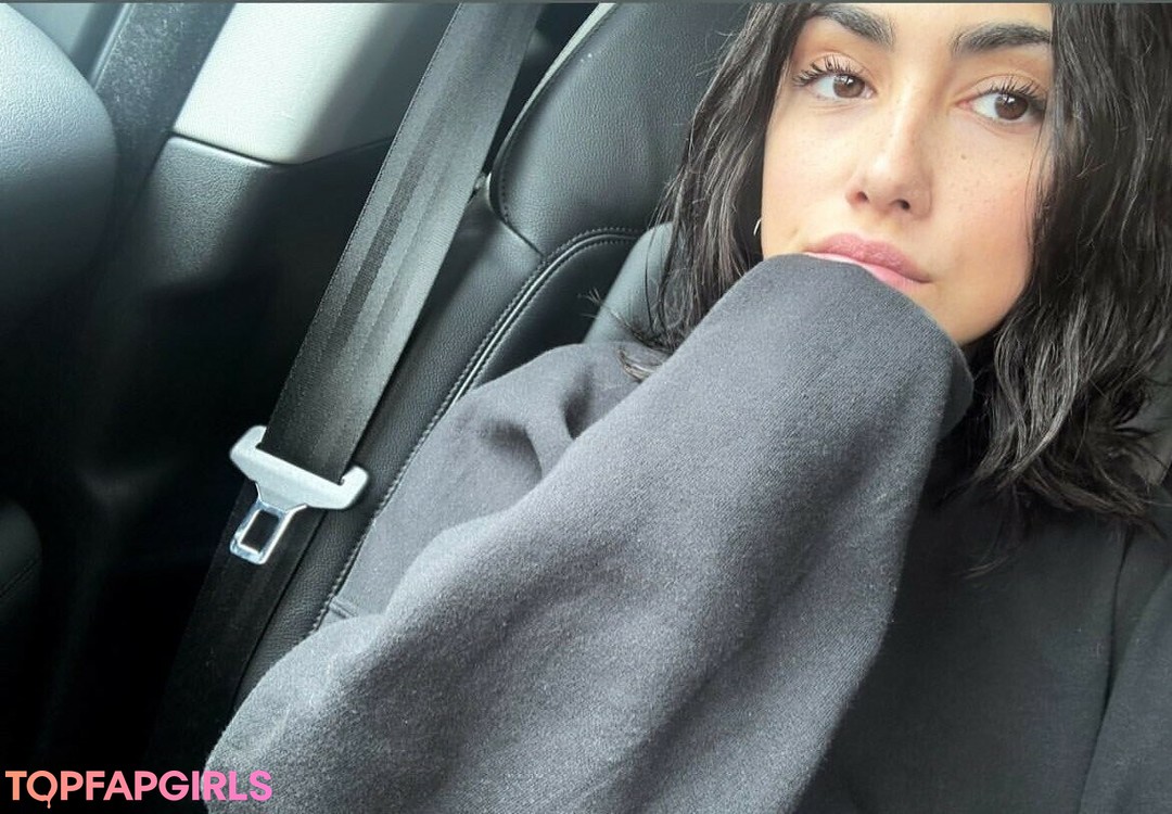 Alexa Mansour erotic model pics