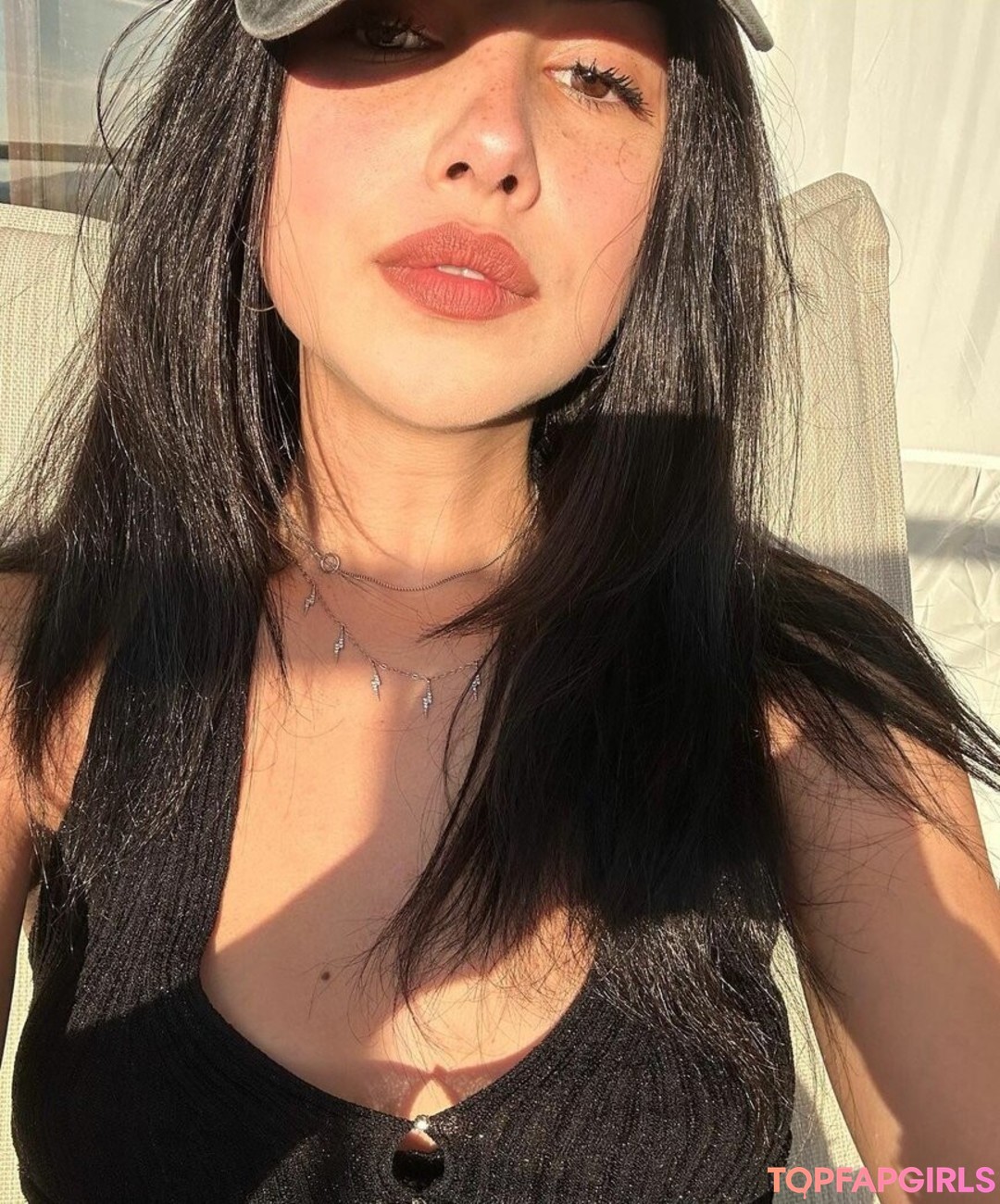 Alexa Mansour pornstar sexy pictures