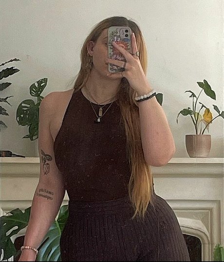 Isabella Dorta star pretty gallery