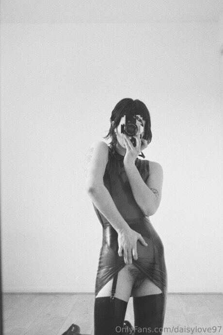 DaisyLove97 porn star picture