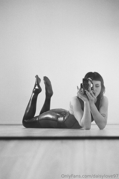 tiny onlyfans erotic picture