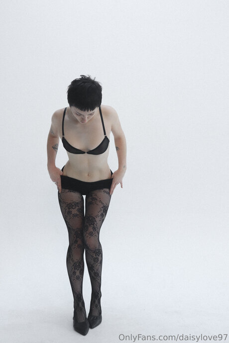 DaisyLove97 model perfect pics