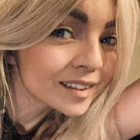 Emmafantasy21 sexy model pictures