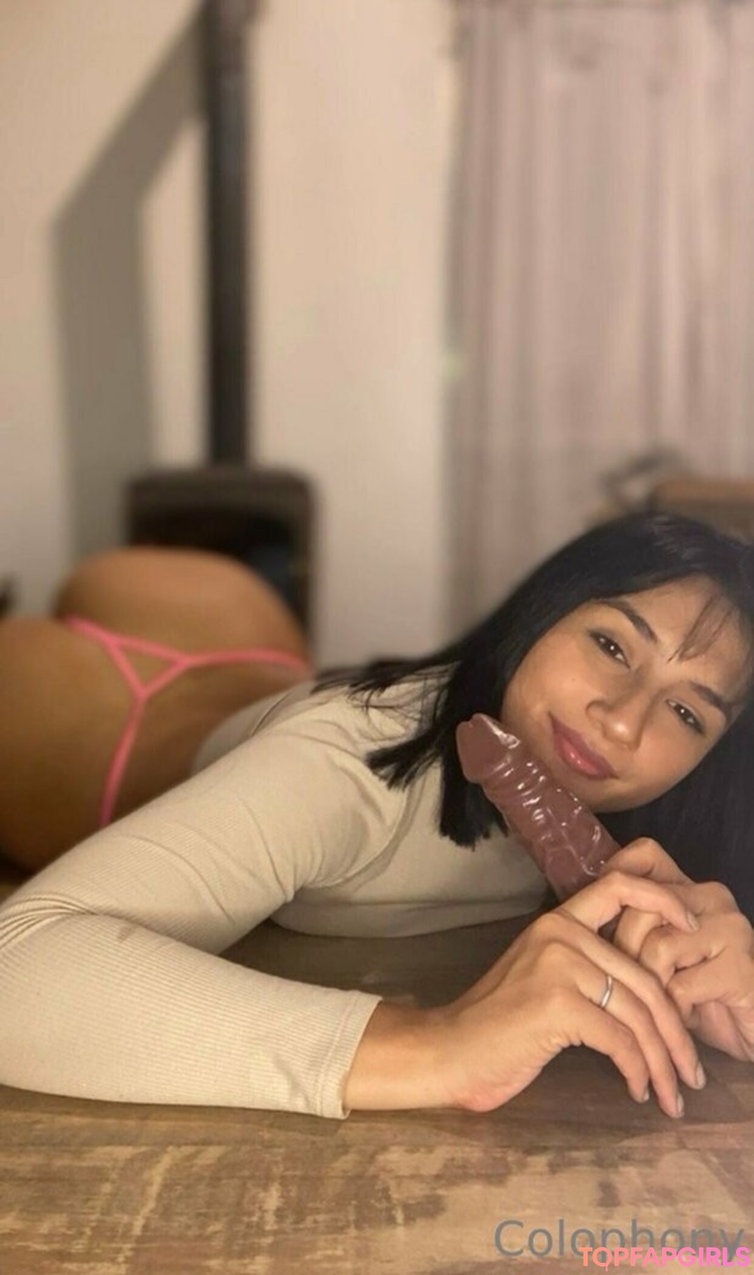 holly bratty model best photos