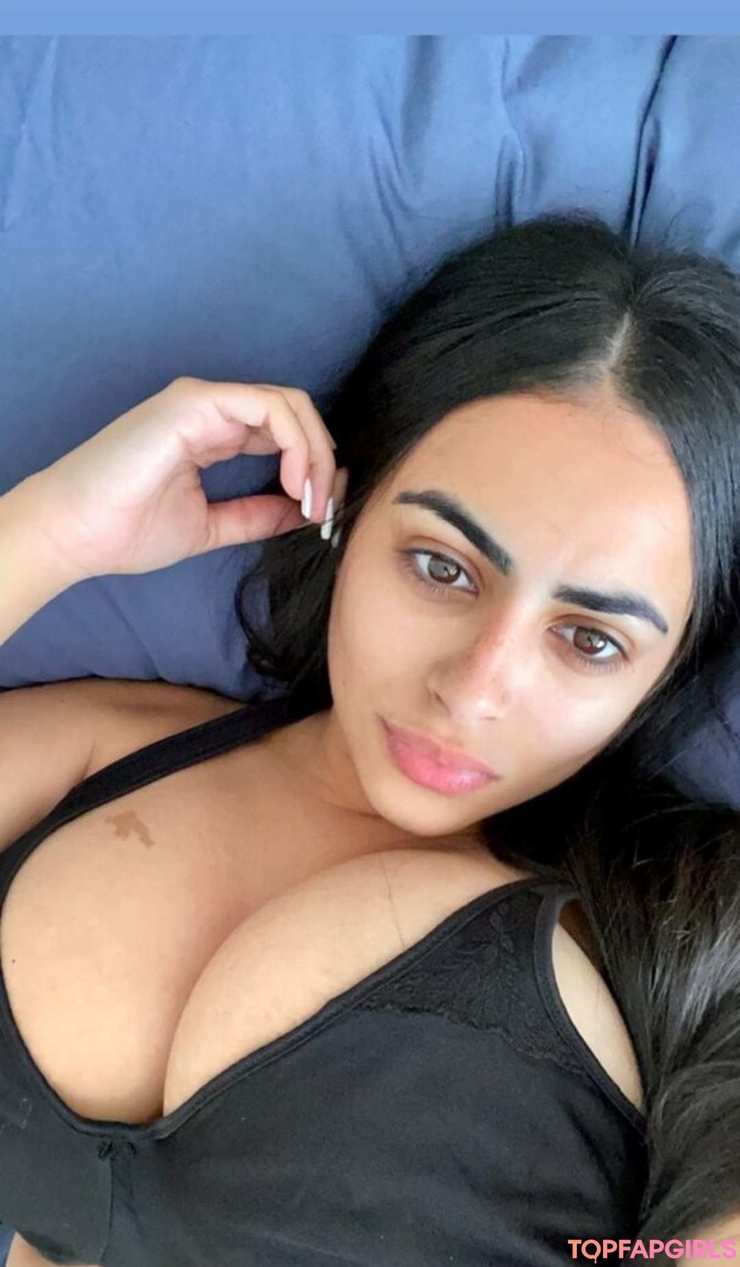 Alexa Attias sexy actress photo