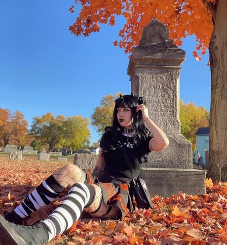 blonde midget onlyfans art xxx image