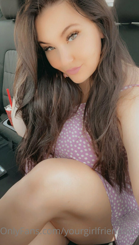 yourgirlfriendaddy top profile image