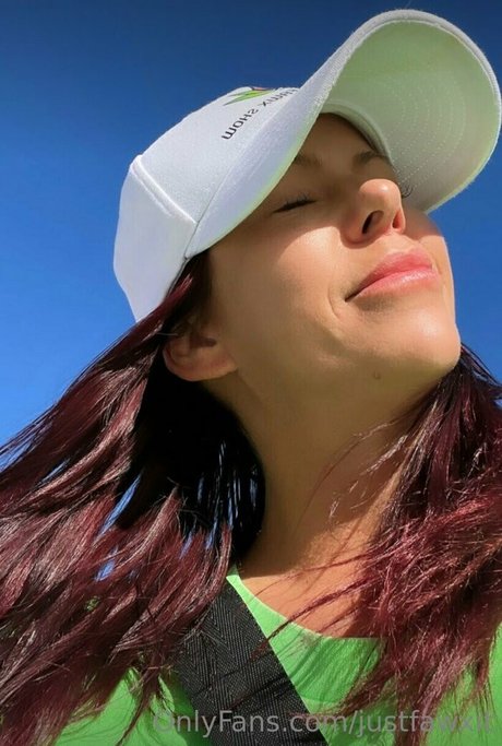 justfawxit sex model pics