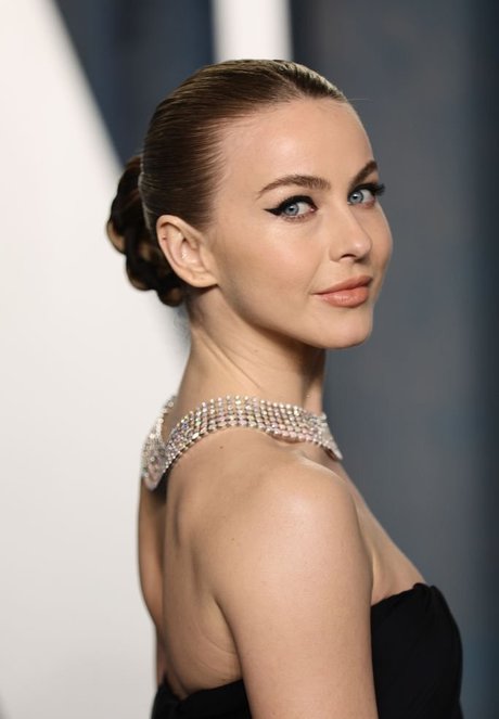 Julianne Hough star top archive