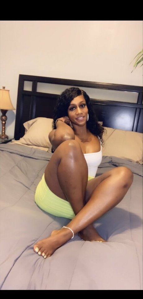 lesbian fisting onlyfans free porn images