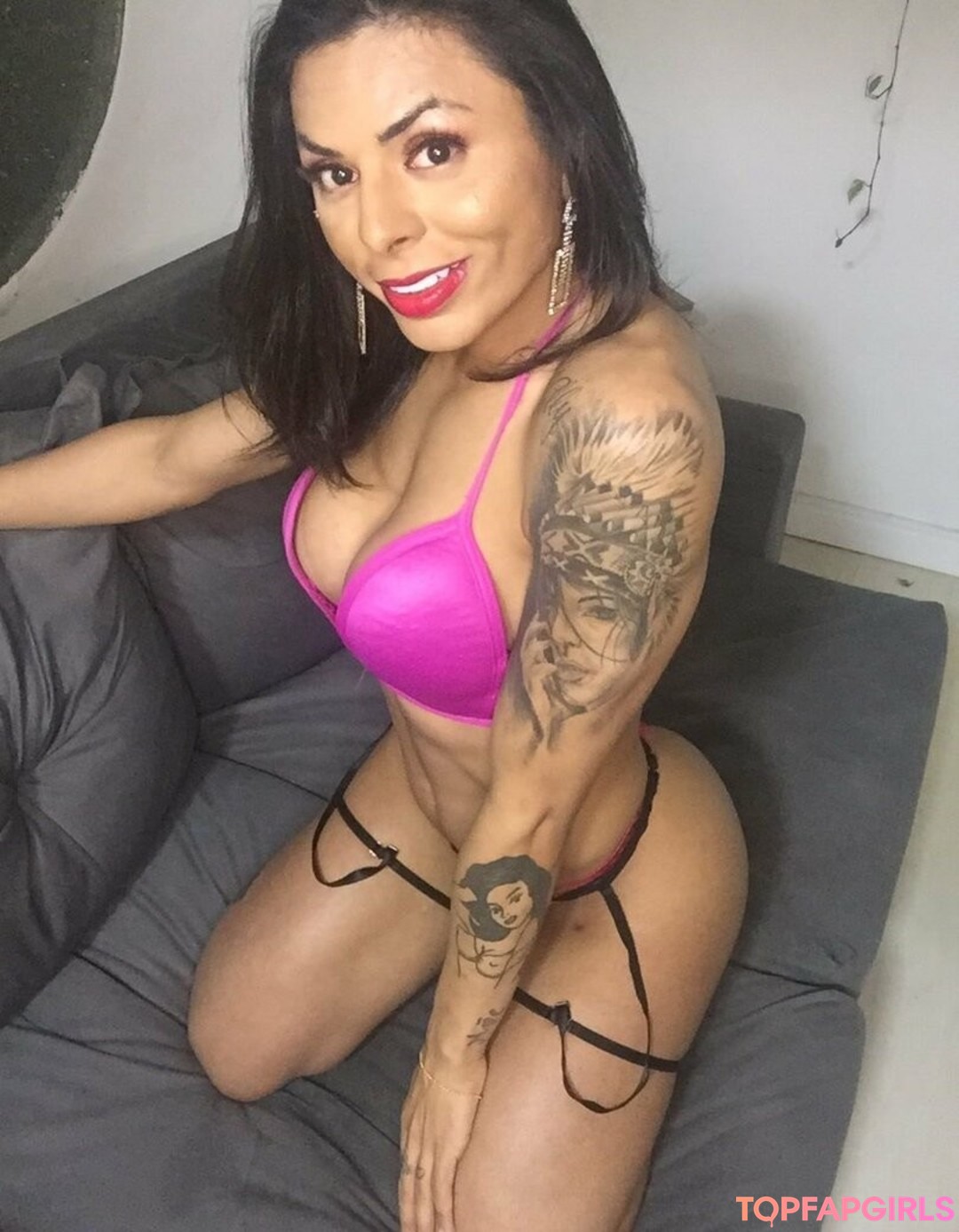 emilysales19 model gallery