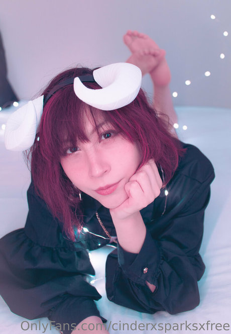 cinderxsparksxfree top profile image