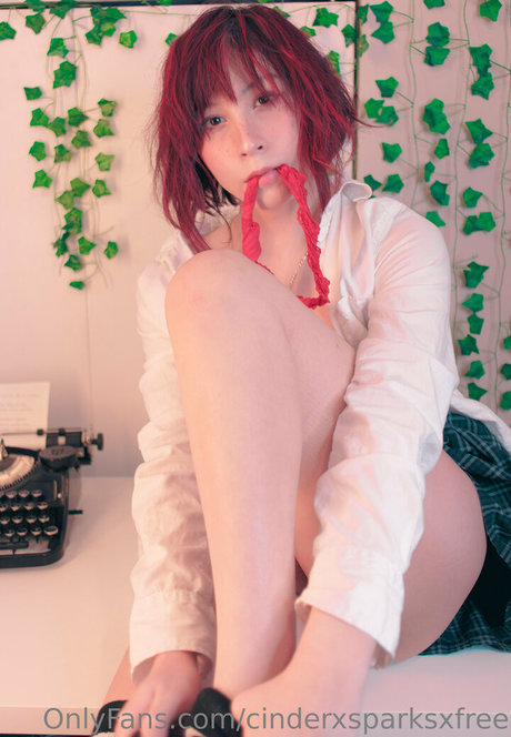 cinderxsparksxfree exclusive actress gallery