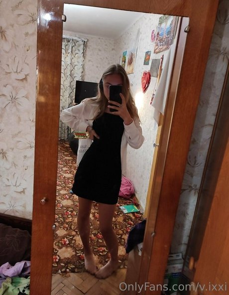 V ixxi pornstar gallery