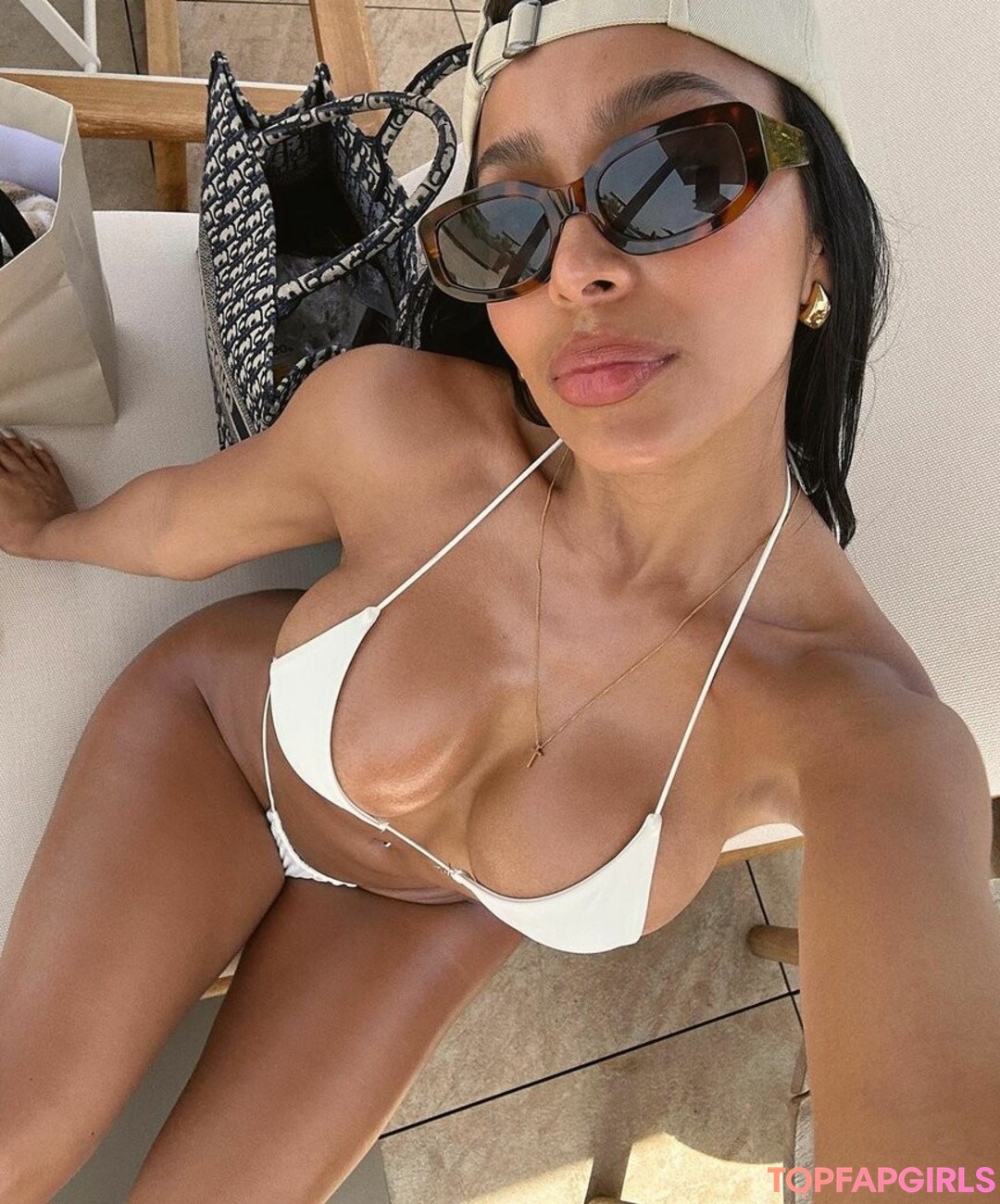 Natseleen erotic pornstar pics