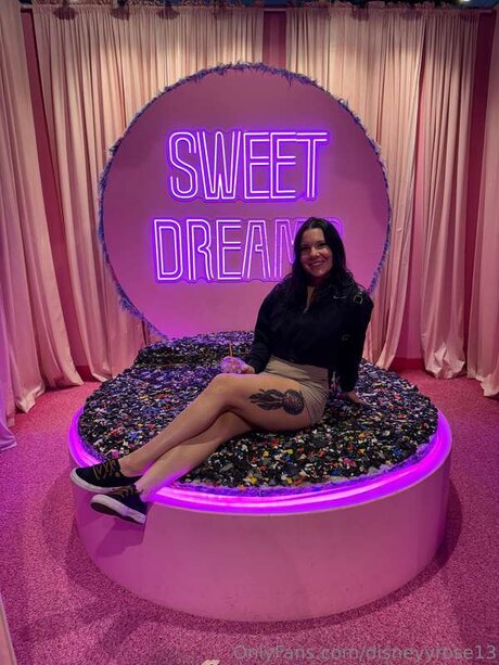 disneyyrose13 beautiful pornstar gallery