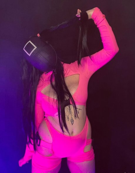 massive tits onlyfans top pic