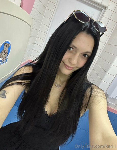 Kari i top profile image