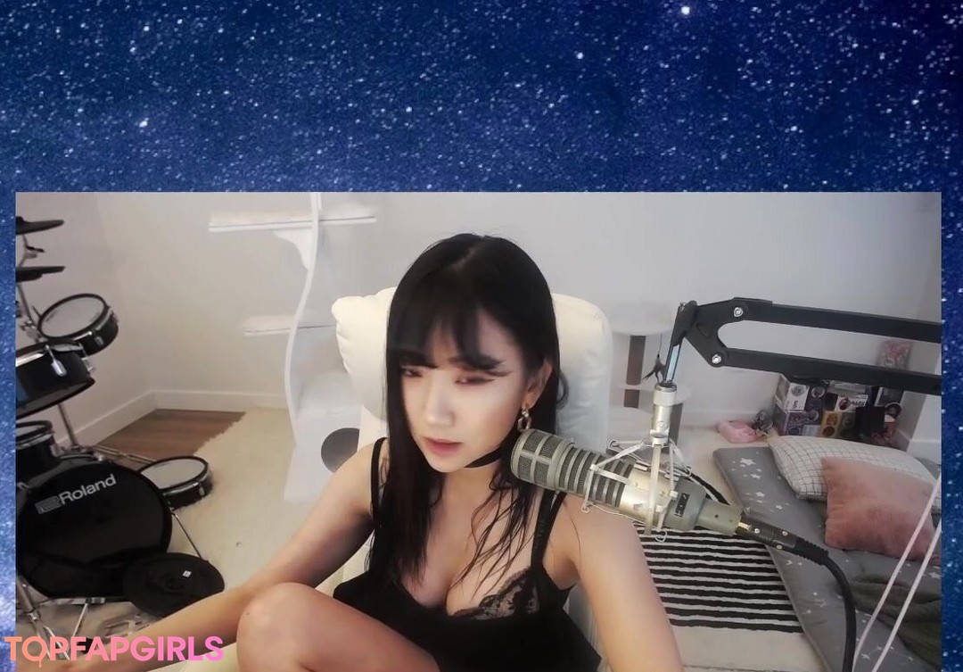 blowjob selfie onlyfans sexy pic