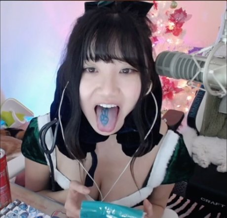 pierced onlyfans hot porn pictures