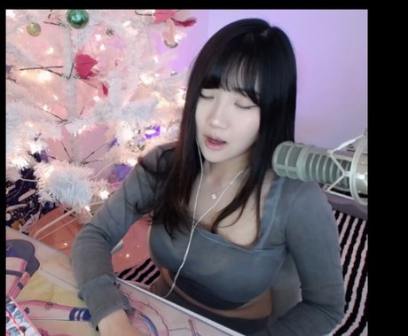 fat ass asian onlyfans free sexy gallery