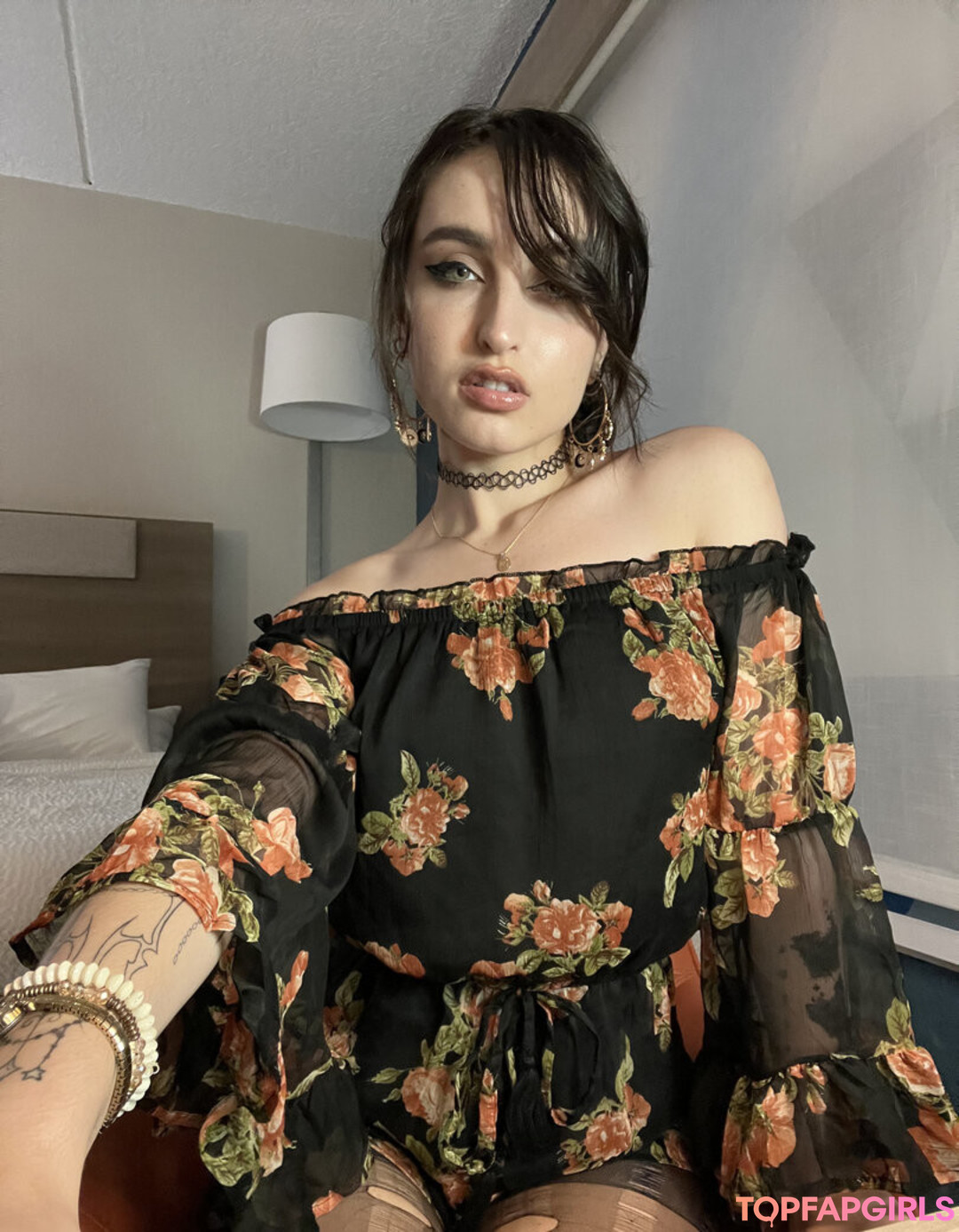 Beebee ASMR sex model photos