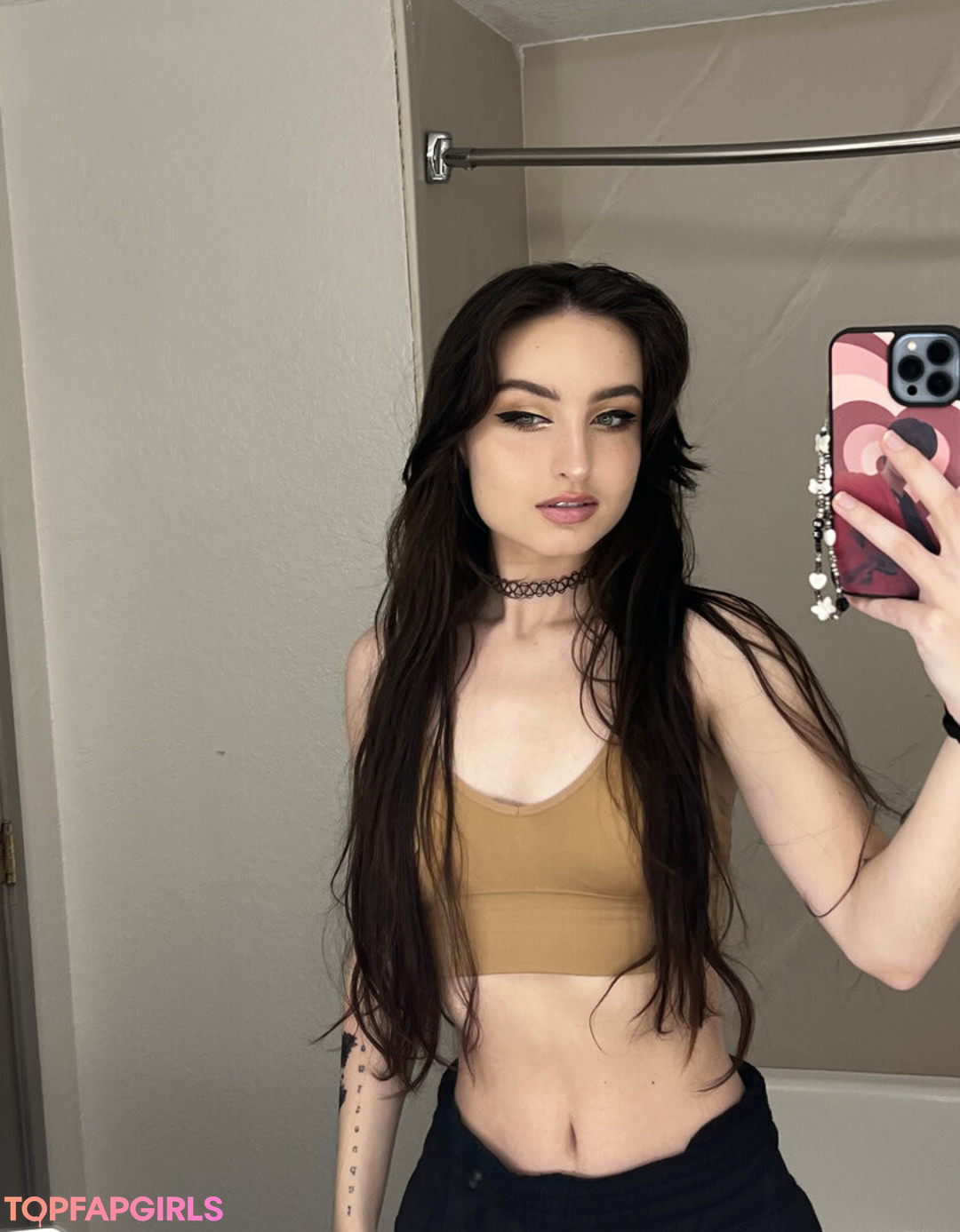 Beebee ASMR porn model photos