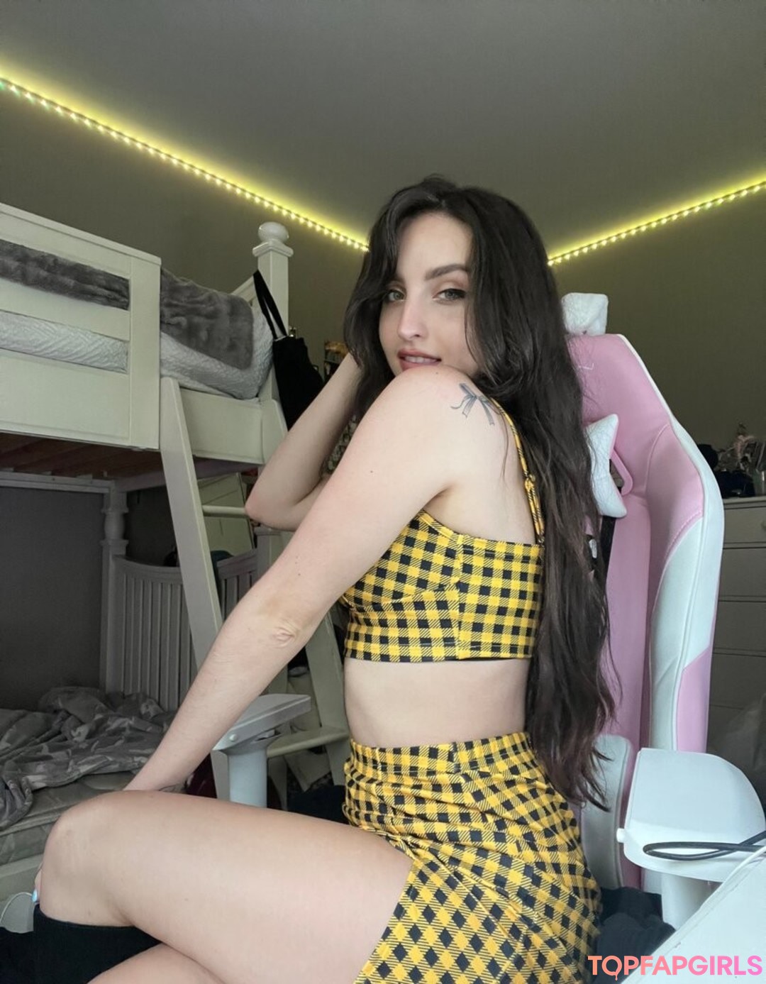 Beebee ASMR hd actress pics