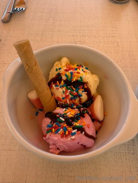 Sally Ride perfect model pictures