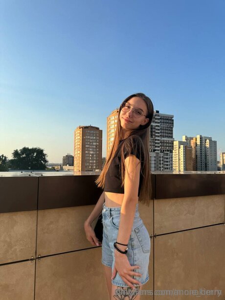 Monakimm model nice photo