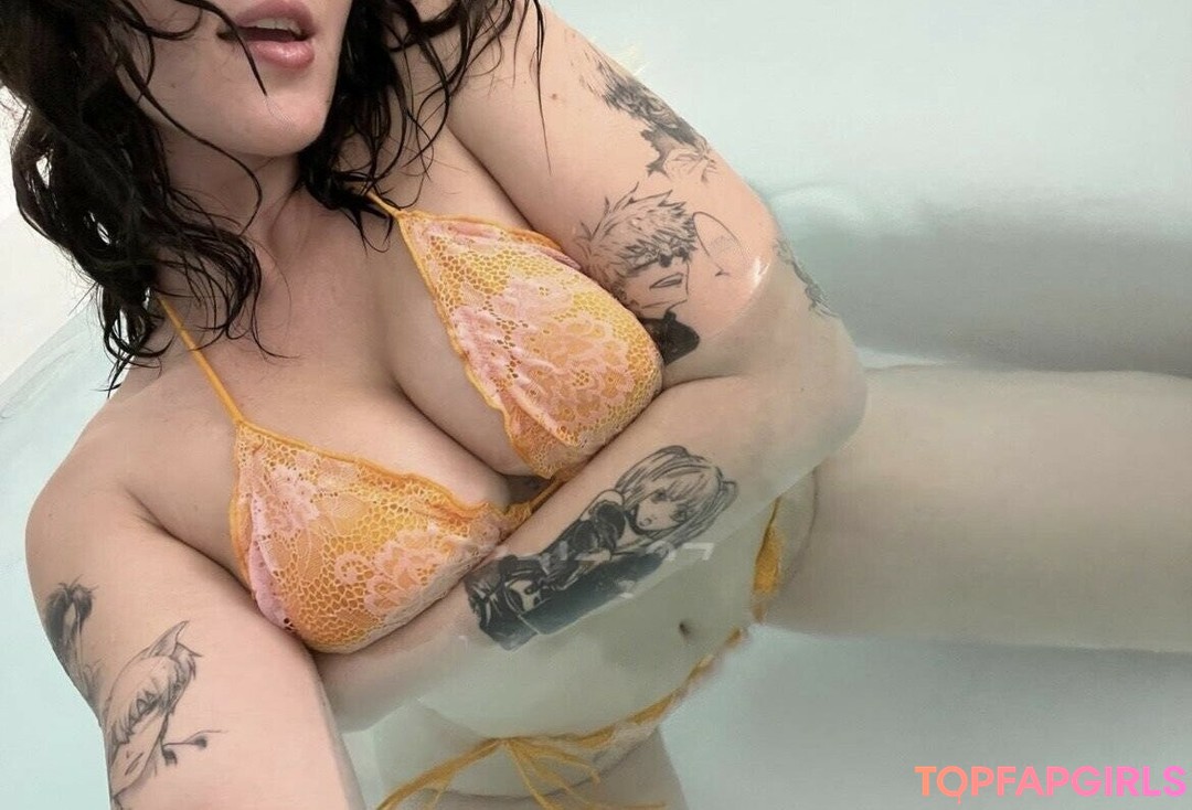 Alienorchp sexy model gallery