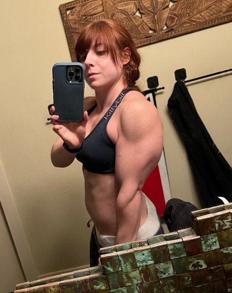 lesbian strapon onlyfans porno gallery