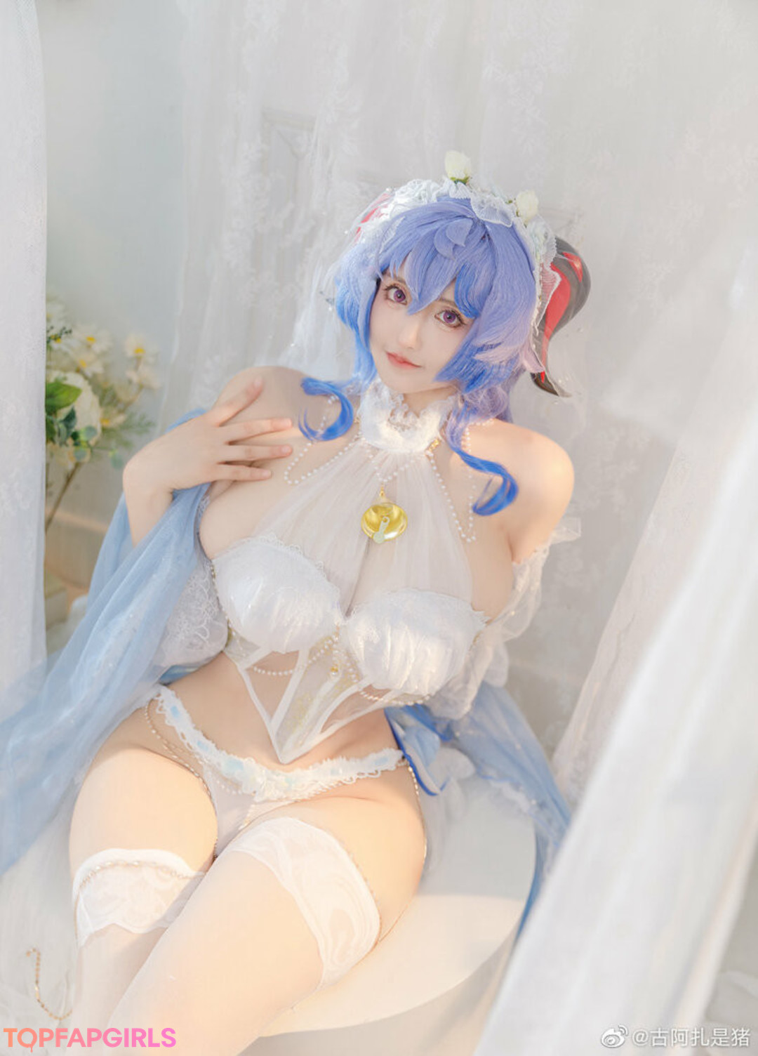 GUAZA art model pictures