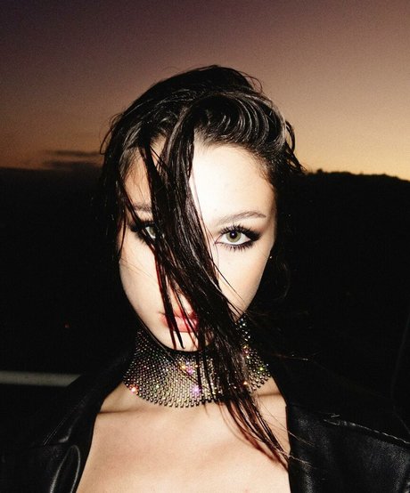 Mishka Chantal Silva hd pornstar image