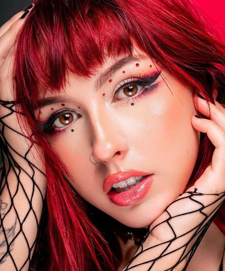 vana nz free actress archive