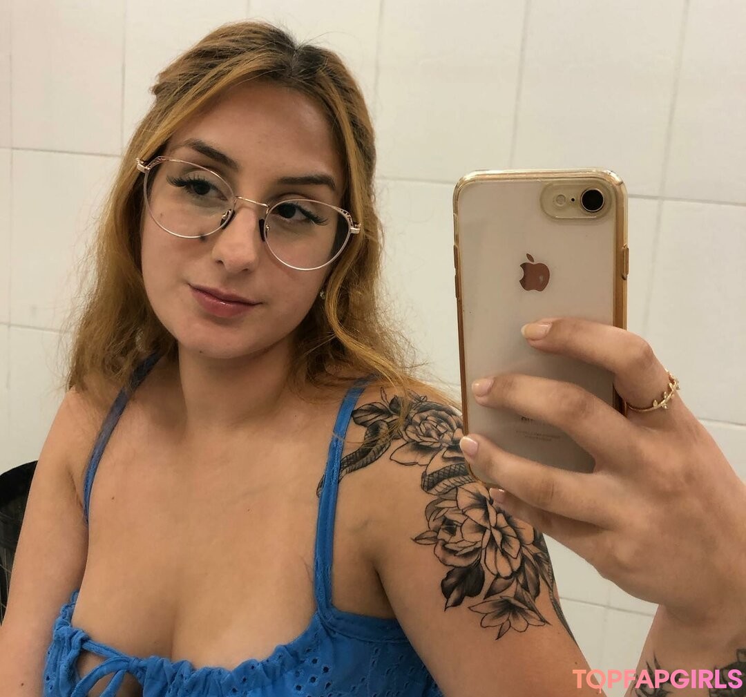 Lary Nascimento hot model img